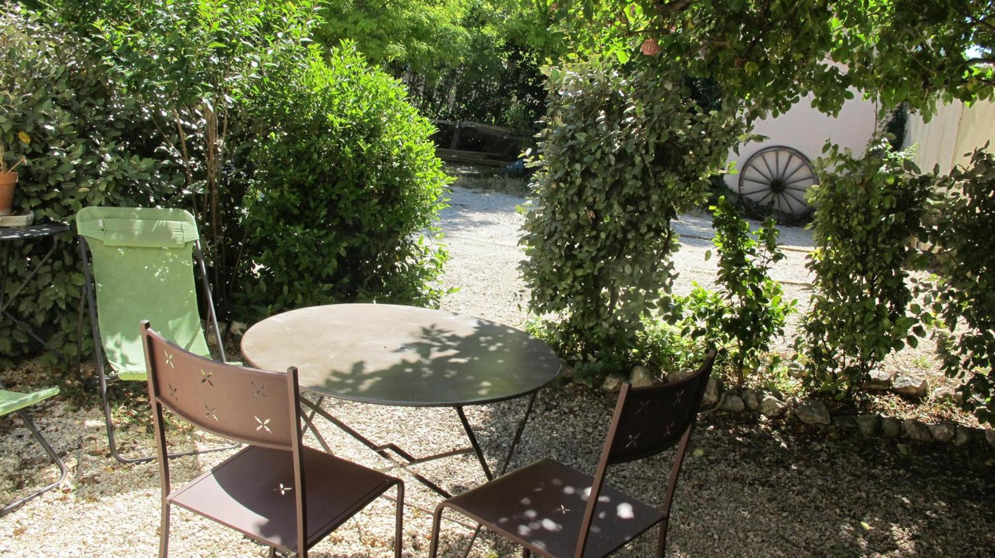 Bed and Breakfast Lou Cardalines Bédoin Exterior foto