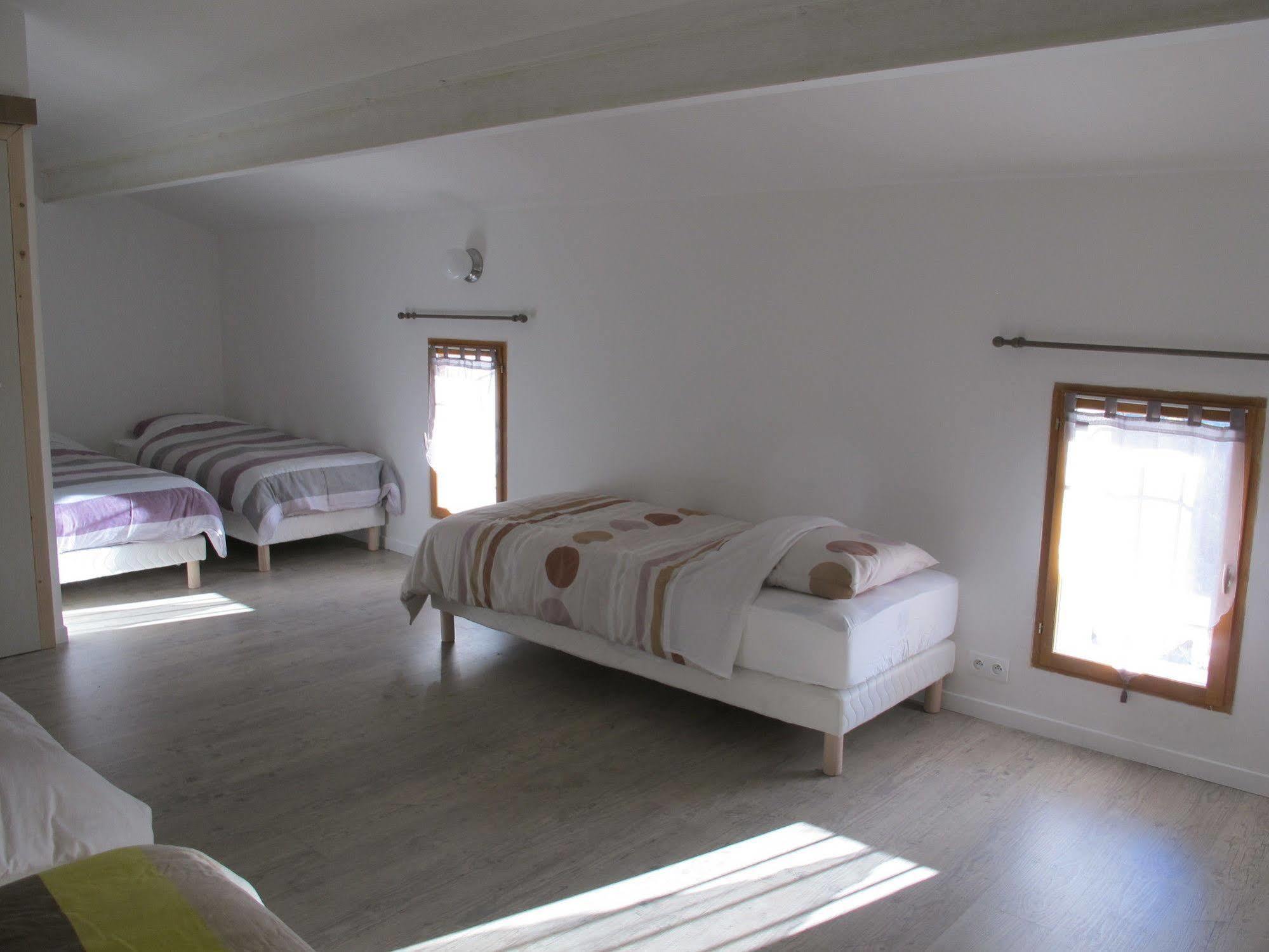 Bed and Breakfast Lou Cardalines Bédoin Exterior foto